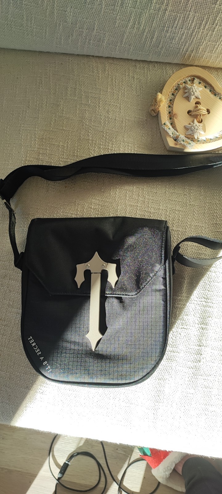 Trapstar Kobra shoulder strap