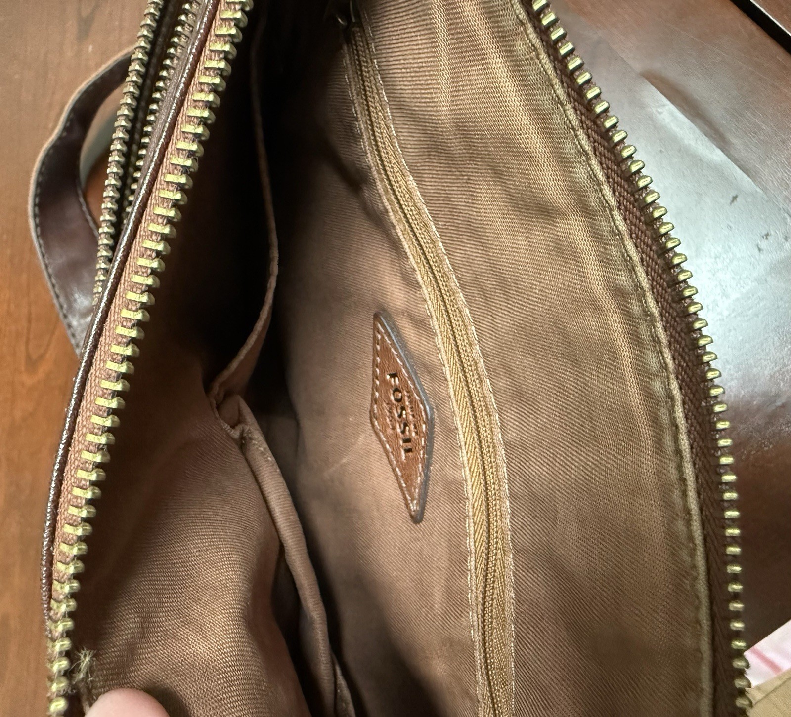 Fossil ZB6845 Brown Leather Crossbody Bag Multi Pocket Adjustable