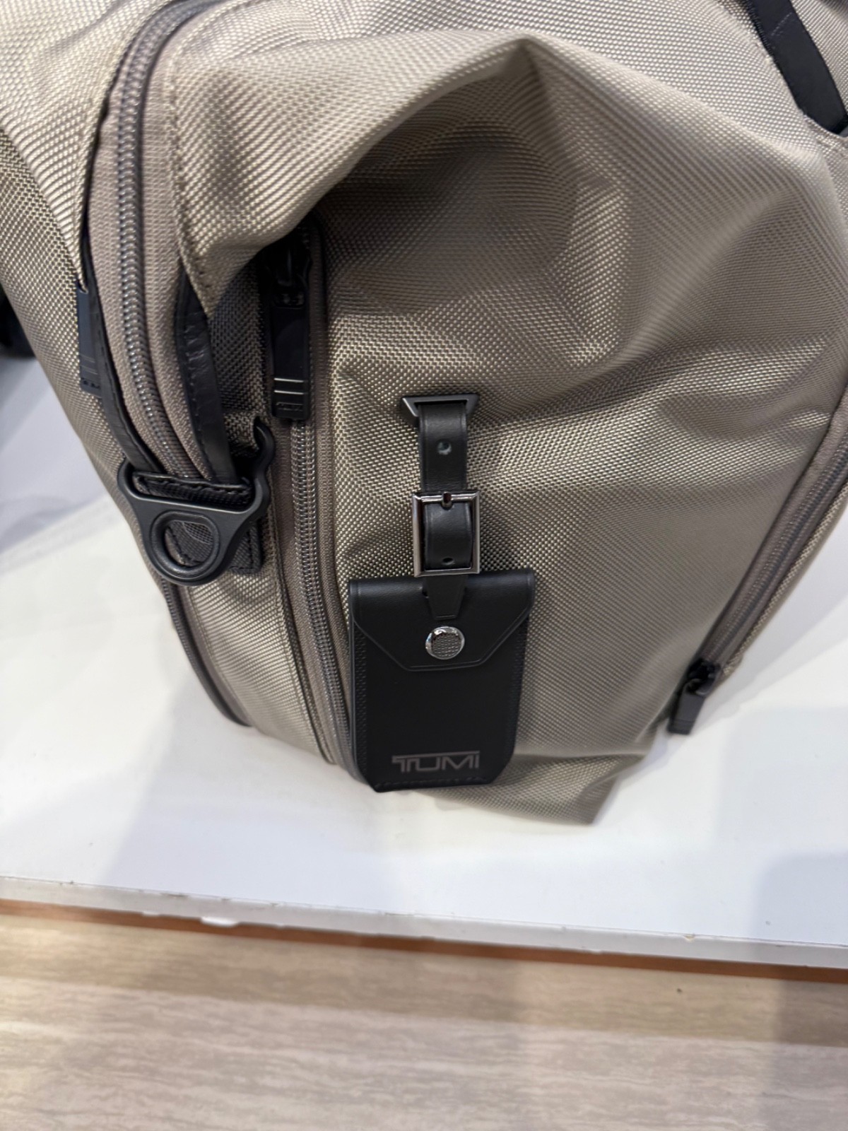 NEW Tumi ALPHA 18.5” Double Expansion TRAVEL Satchel Bag – GRAY ALLOY