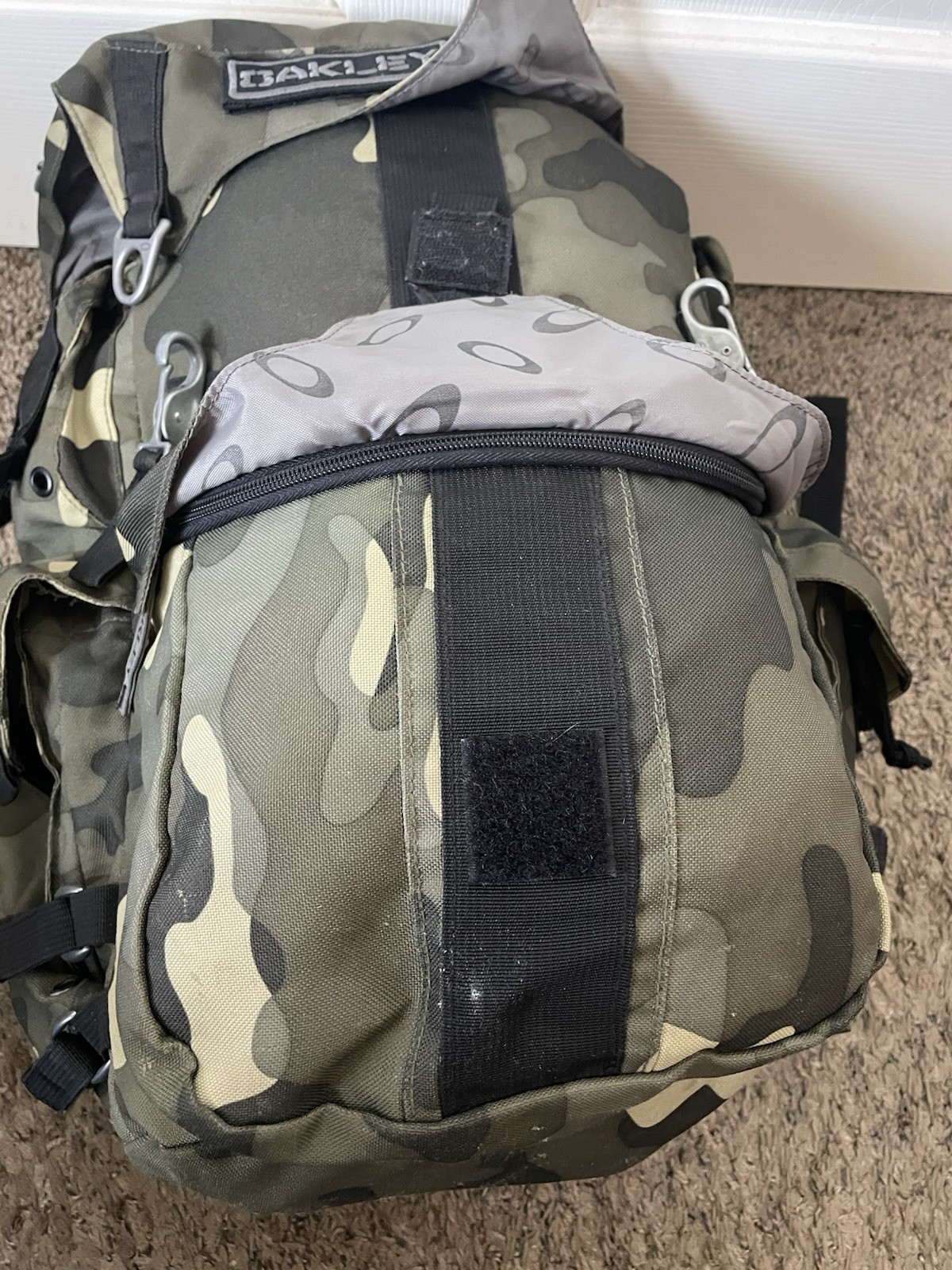 RARE OAKLEY AP MECHANISM BACKPACK Camo Mountain Division Hiking Day Pack Bag