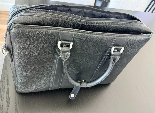 Brooks Brothers Genuine Leather Briefcase Shoulder Bag – Black, Mint Condition