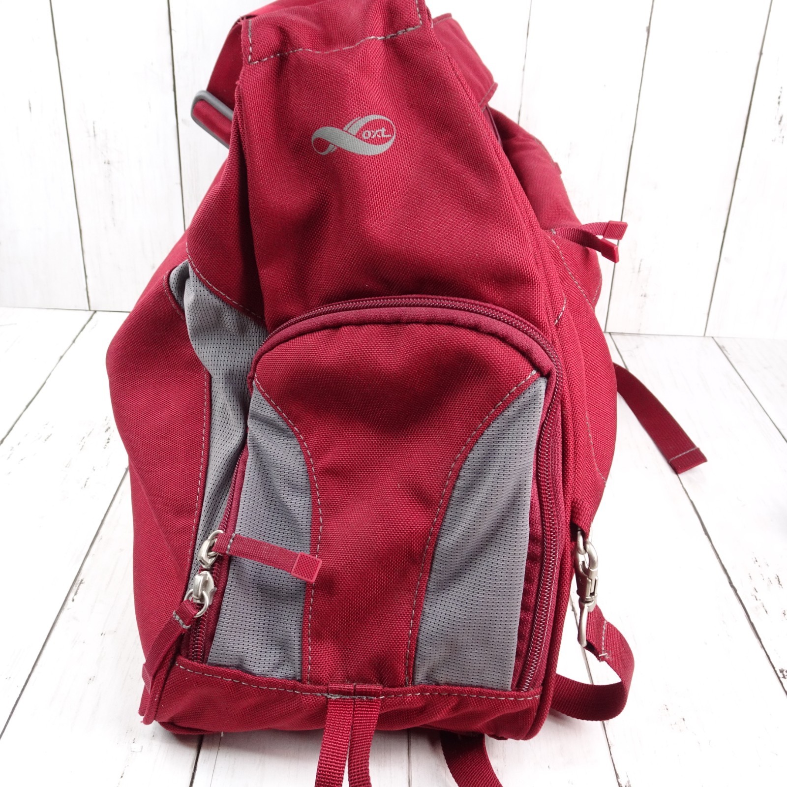 REI Duffle Bag Medium Crossbody Messenger Balance Red Crimson Strap Gym Yoga