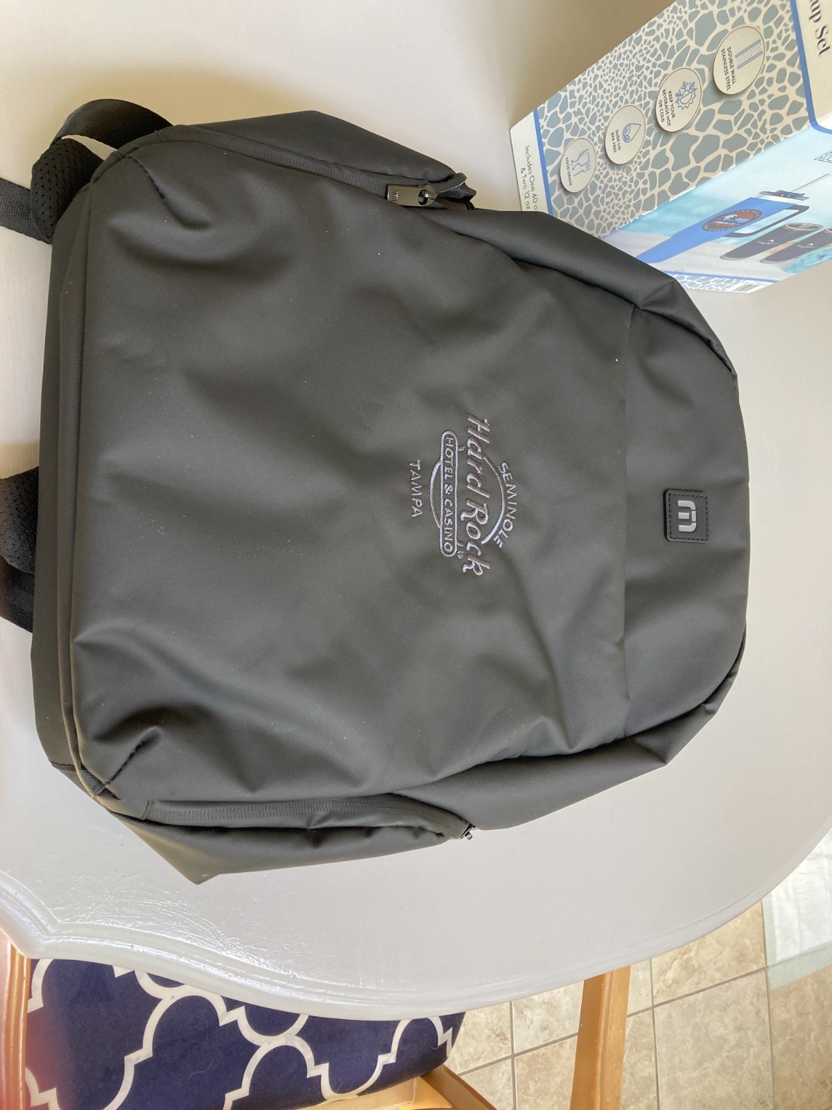 Travis Mathew Lateral Backpack Laptop Golf Travel Bag Water Resistant 18″ NWT