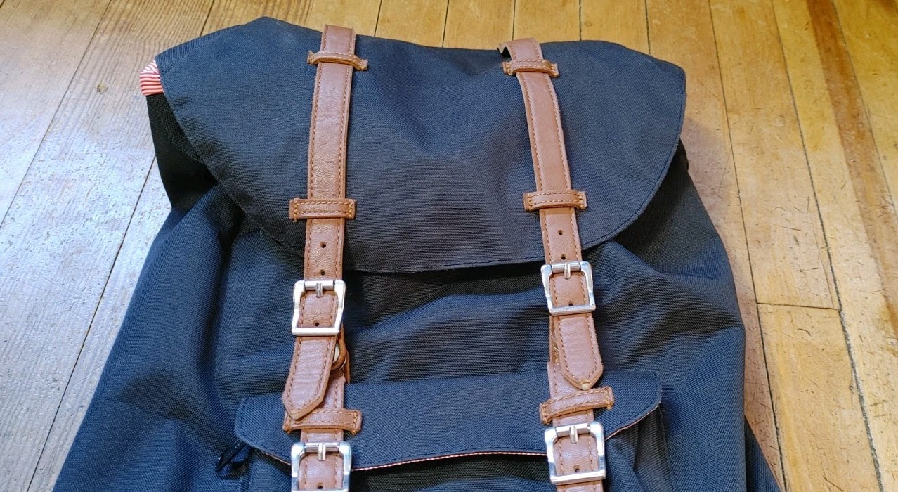 Herschel Supply Co Backpack 17L Padded Little America 13″ Laptop SEE DESCRIPTION