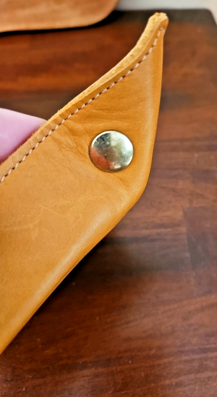 Satchel Leather Travel Tray 4″x4″ – Handmade in Savannah GA – Pre-Owned