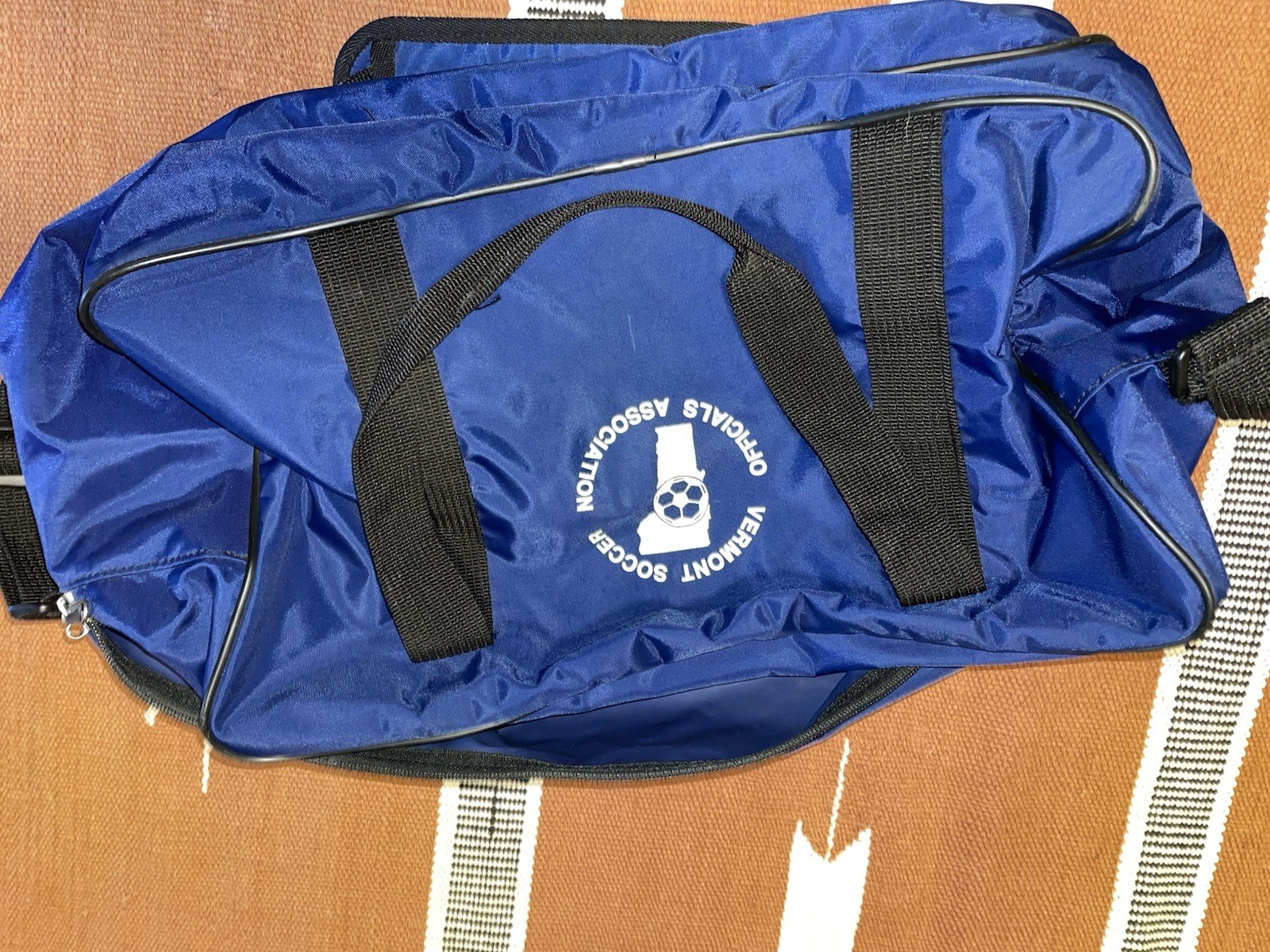Nike Gym Duffel Bag Vintage 80s 90s Blue White Large Vermont Soccer League