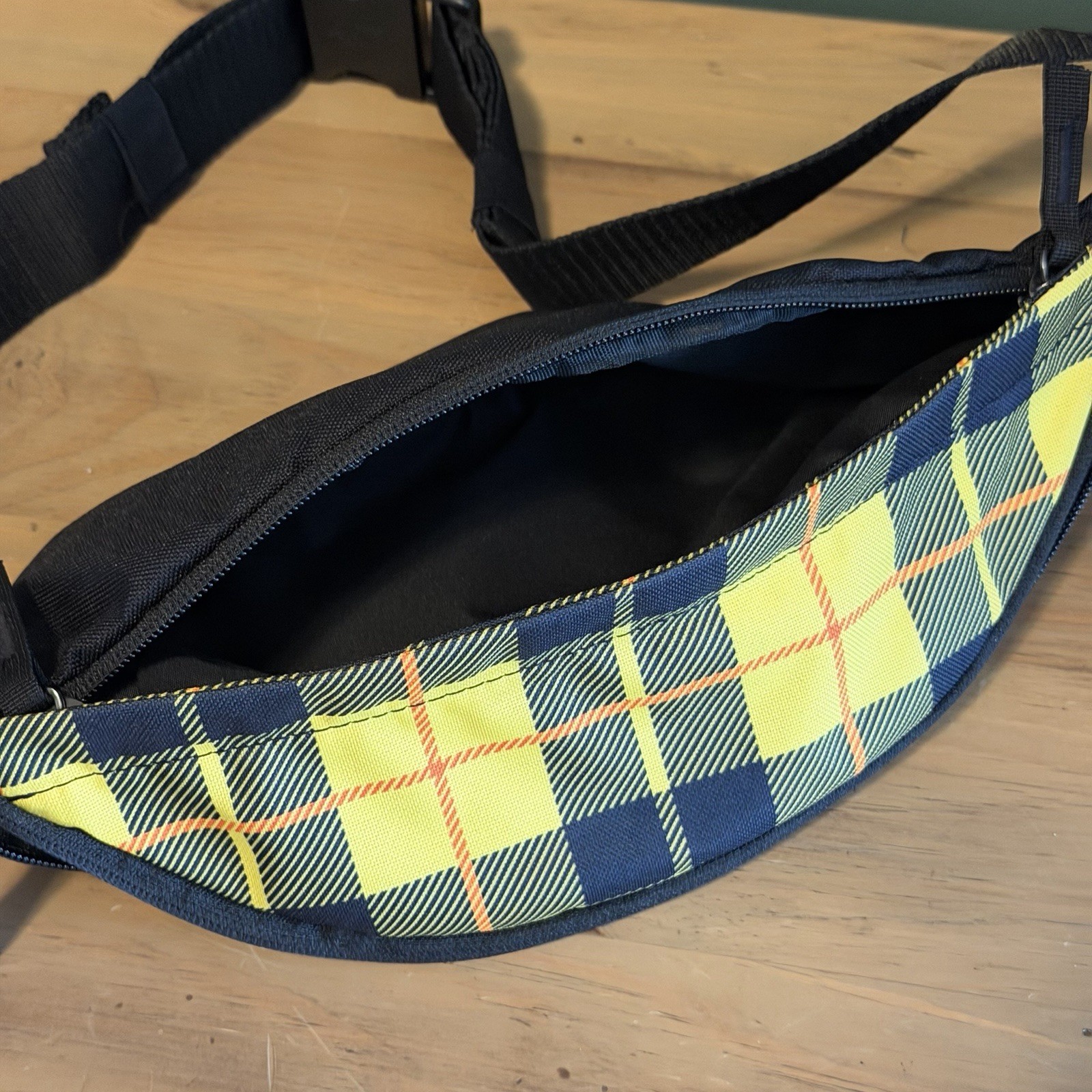 Nike Heritage Plaid Fanny Pack Crossbody Red Yellow Black Plaid NWOT