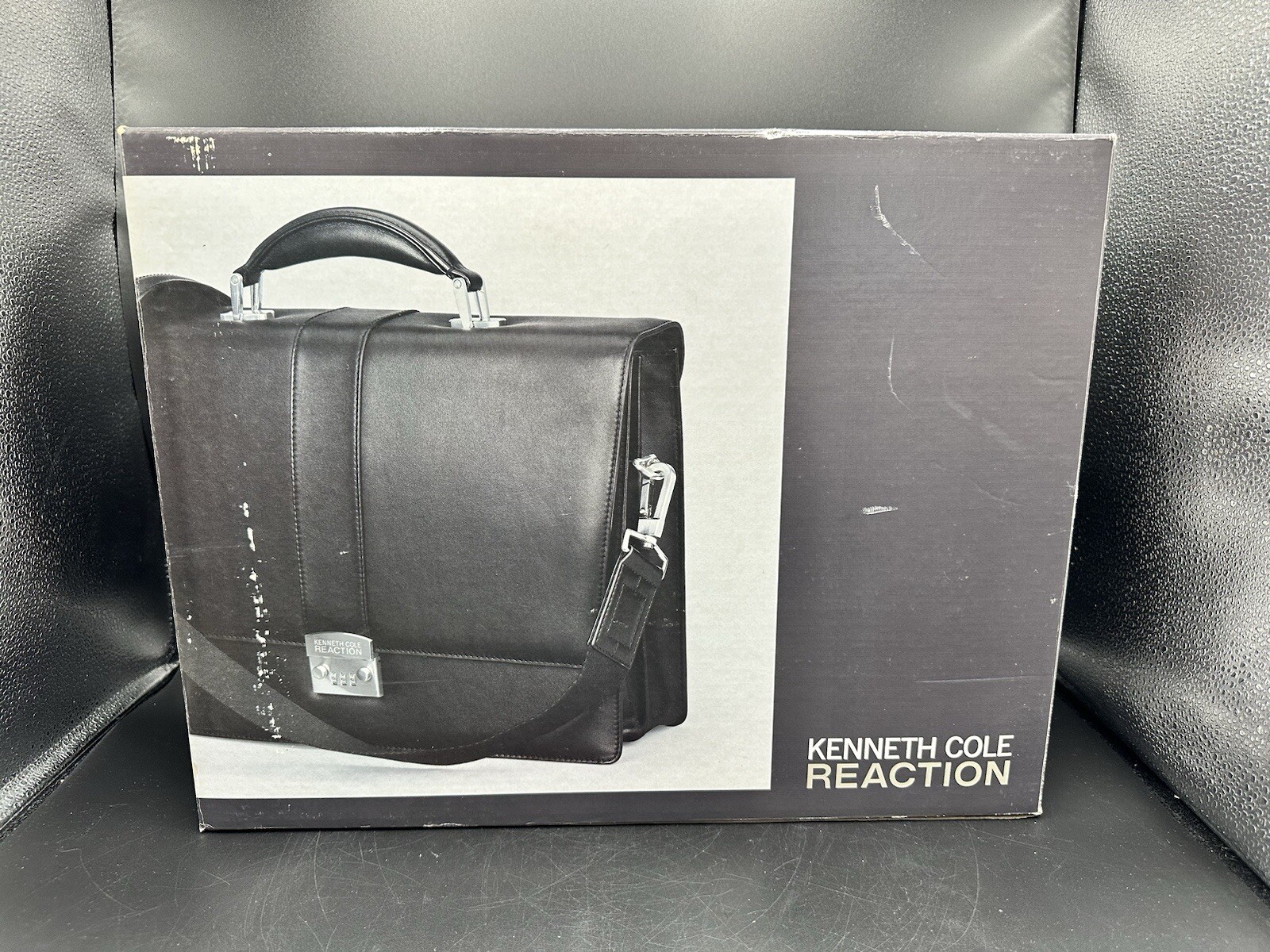 Kenneth Cole “Case In Point” Flapover Portfolio Black Leather Locking Briefcase