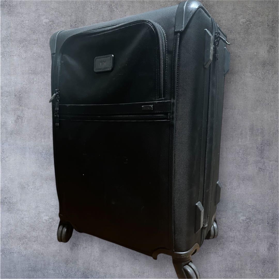 Rare TUMI 22064D2 ALPHA2 Expandable 4 Wheel Carry Case