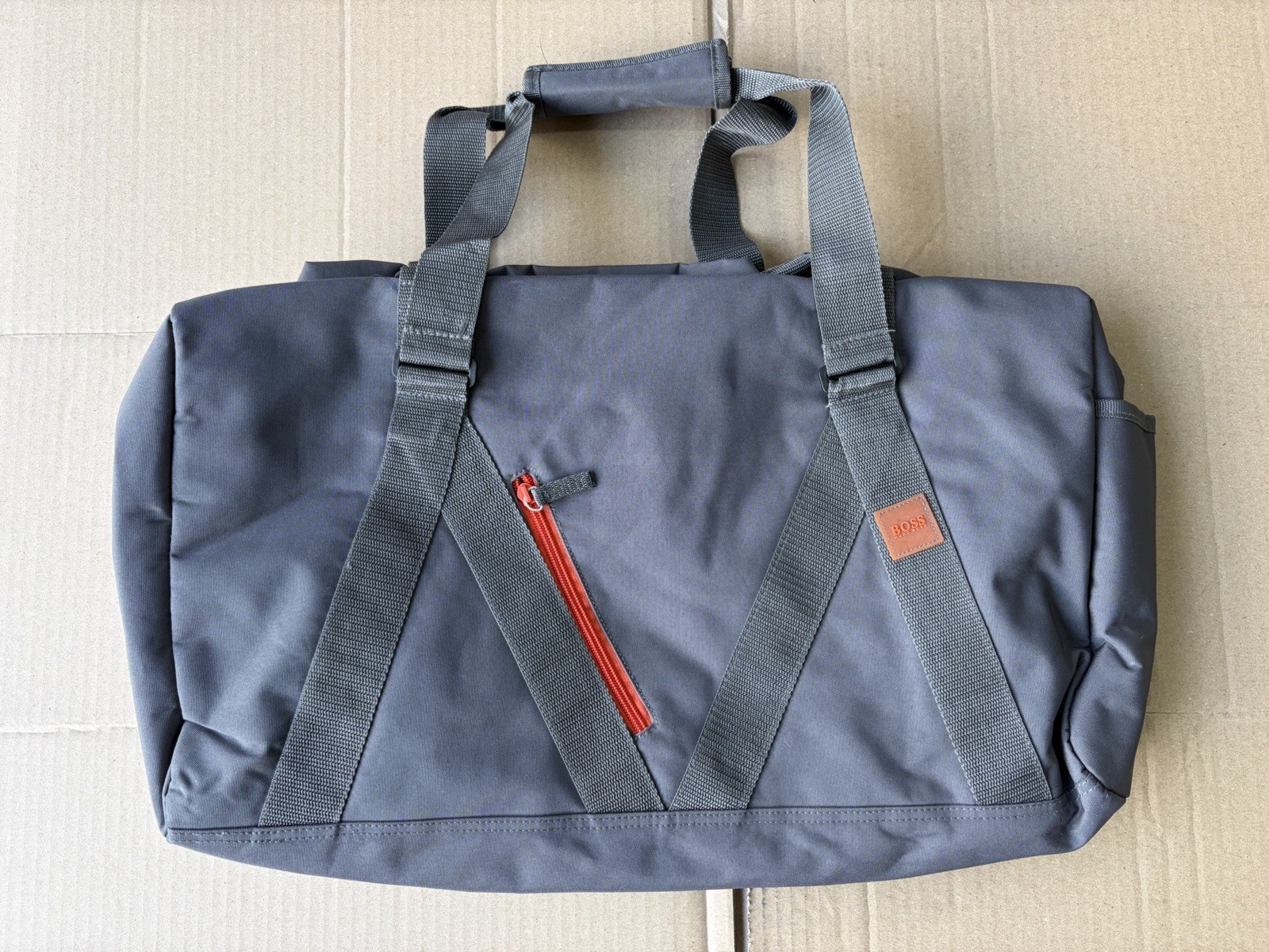 Hugo BOSS Mens Gray Travel Gym Weekender Duffle Bag 20″ Orange LOGO
