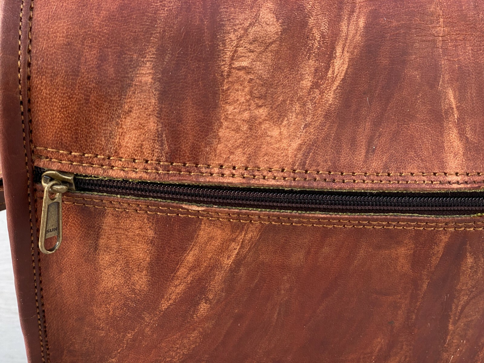 18 Inch Men Best Seller Vintage Leather Messenger Shoulder Laptop Bag Briefcase