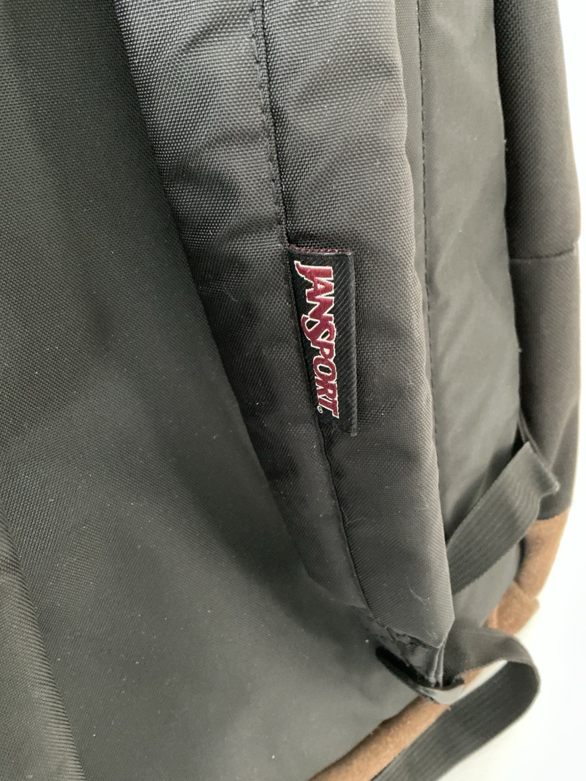 Classic JanSport Right Pack Backpack – Black w/Brown Suede Bottom