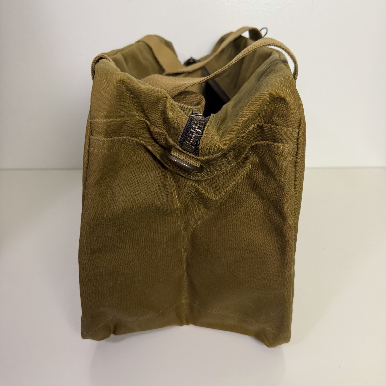 Filson Tin Cloth Small Duffle Bag Dark Tan New Gym Clothes Canvas Leather Handle