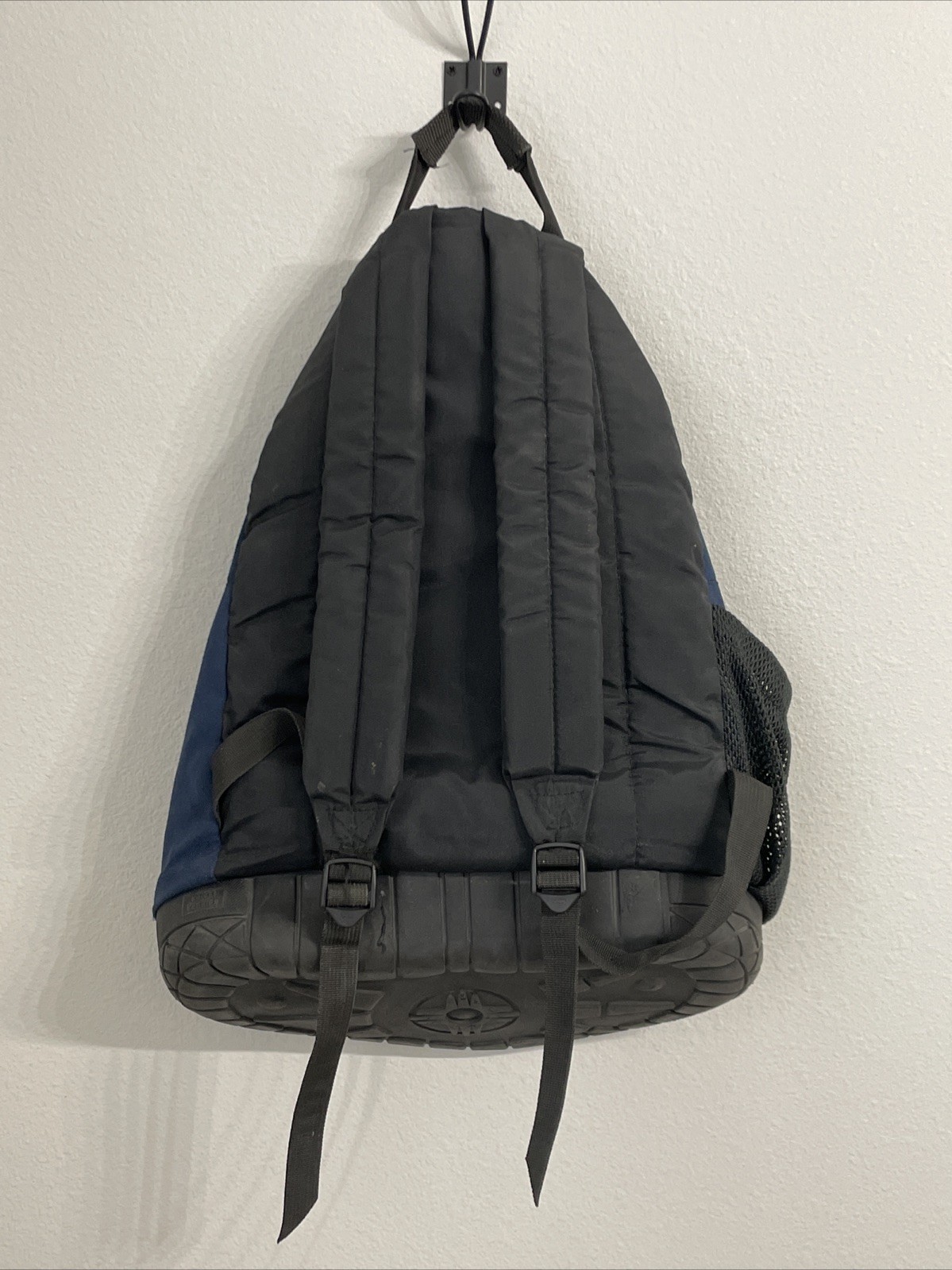 Vintage 90’s Retro Jansport Thick Rubber Tire Bottom Backpack Blue 16″ EUC