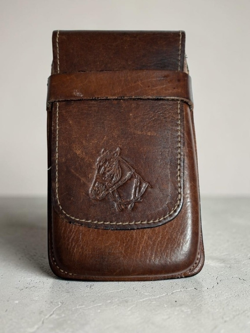 Vintage Men’s Brown Leather Belt Pouch with Embossed Horse