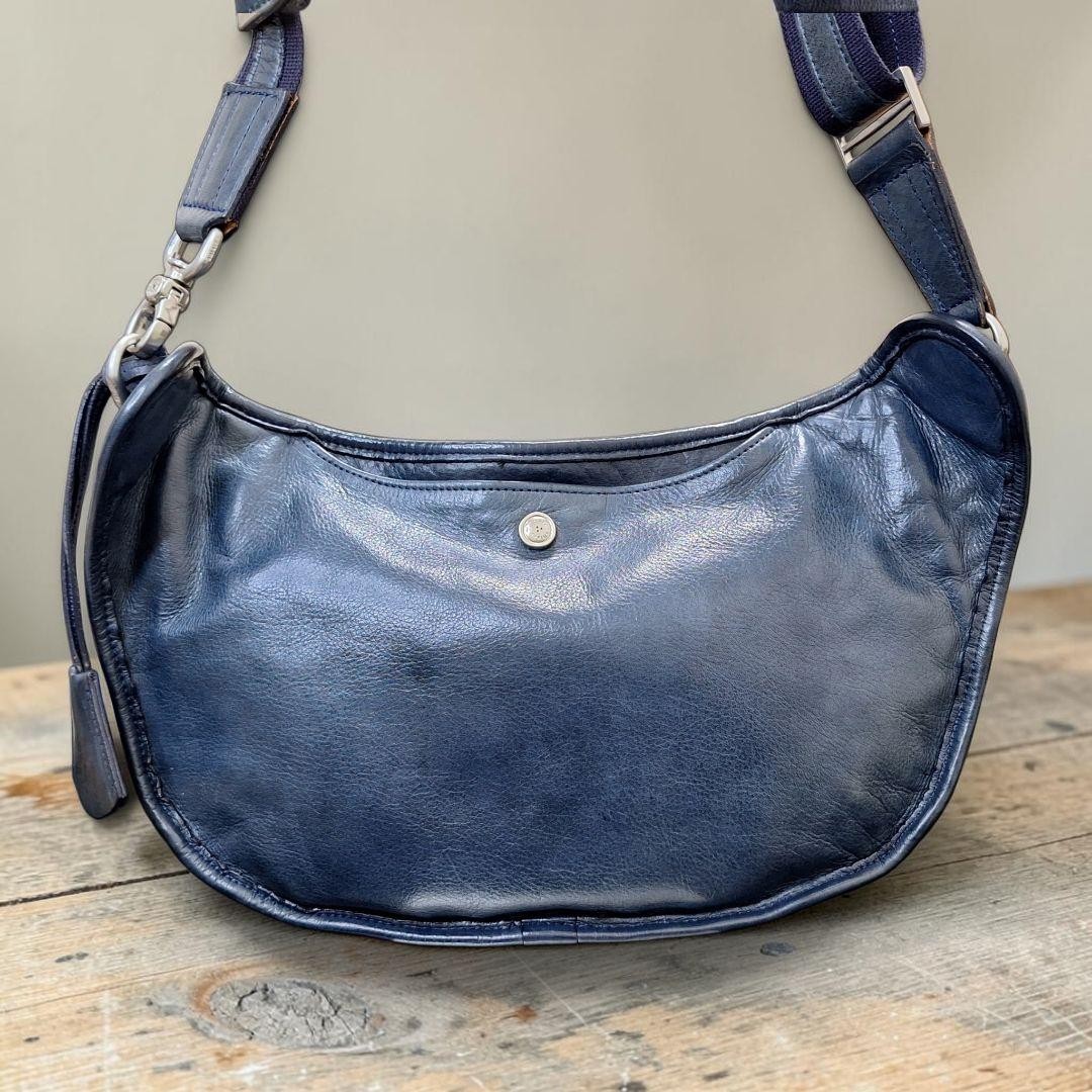 aniary Half Moon One Shoulder Leather Bag Navy Men’s All Leather 30cm Auth
