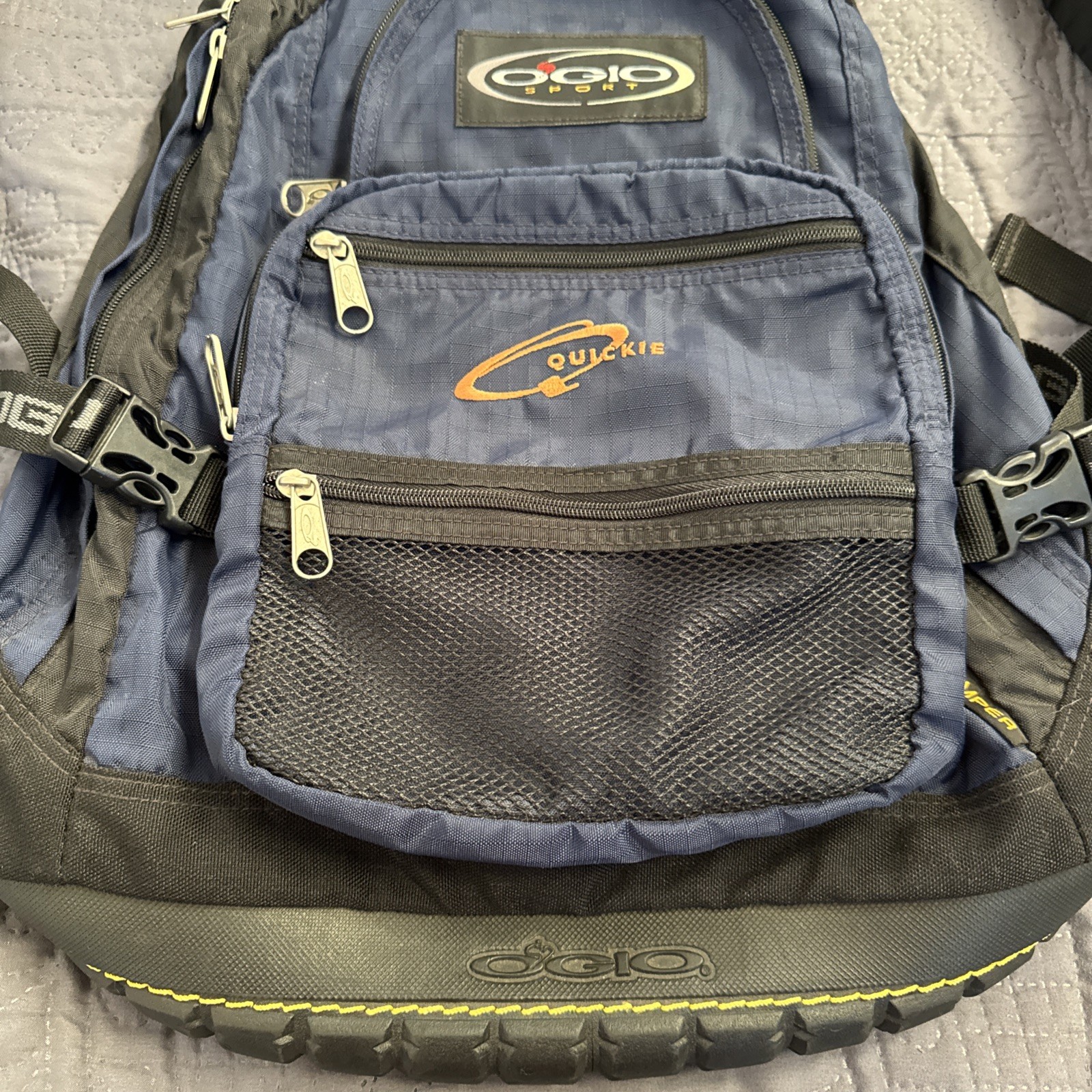 Rare Discontinued OGIO Logan Stomper Backpack Heavy Duty Rubber Bottom Book Hike
