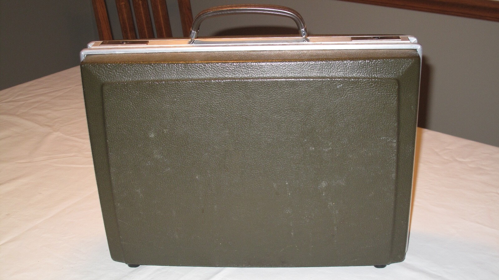 Vintage STEBCO Briefcase Attaché Salesman Hard Case No Keys USA 17″X12X3 Black
