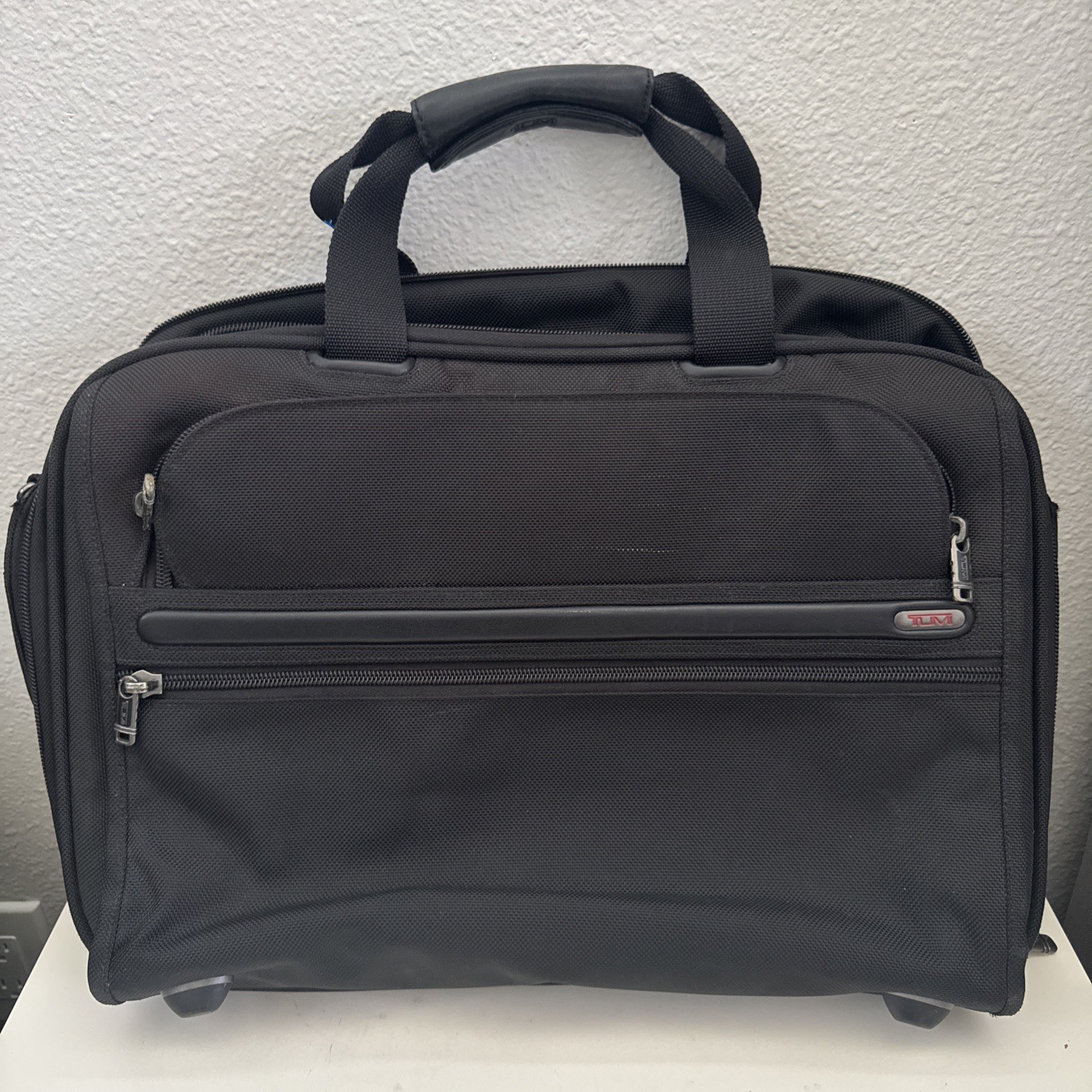 Tumi Alpha Ballistic Nylon 18″ Boarding Tote Bag CarryOn Laptop Black -Free Ship