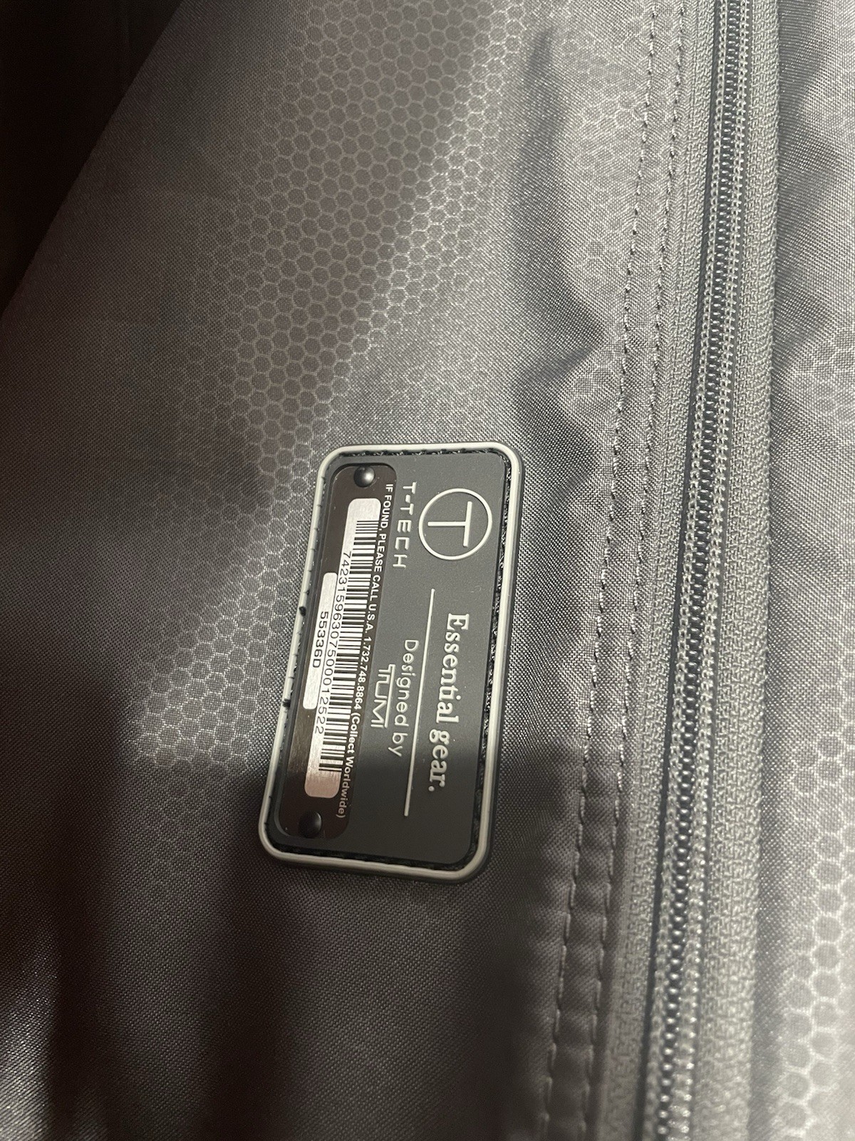Tumi T-Tech 55336D Black Tri-Fold Nylon Travel Garment Bag Suit Bag Ballistic