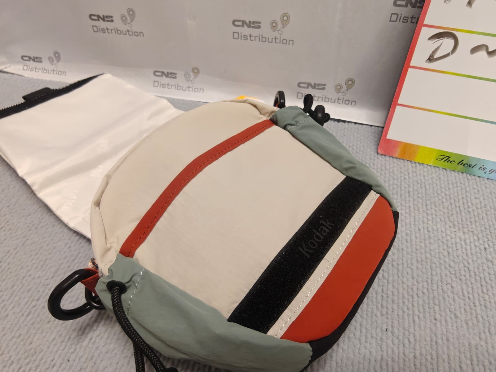 NEW US STOCK & SHIP Kodak-Strap String Camera crossbody bag (white) KD5