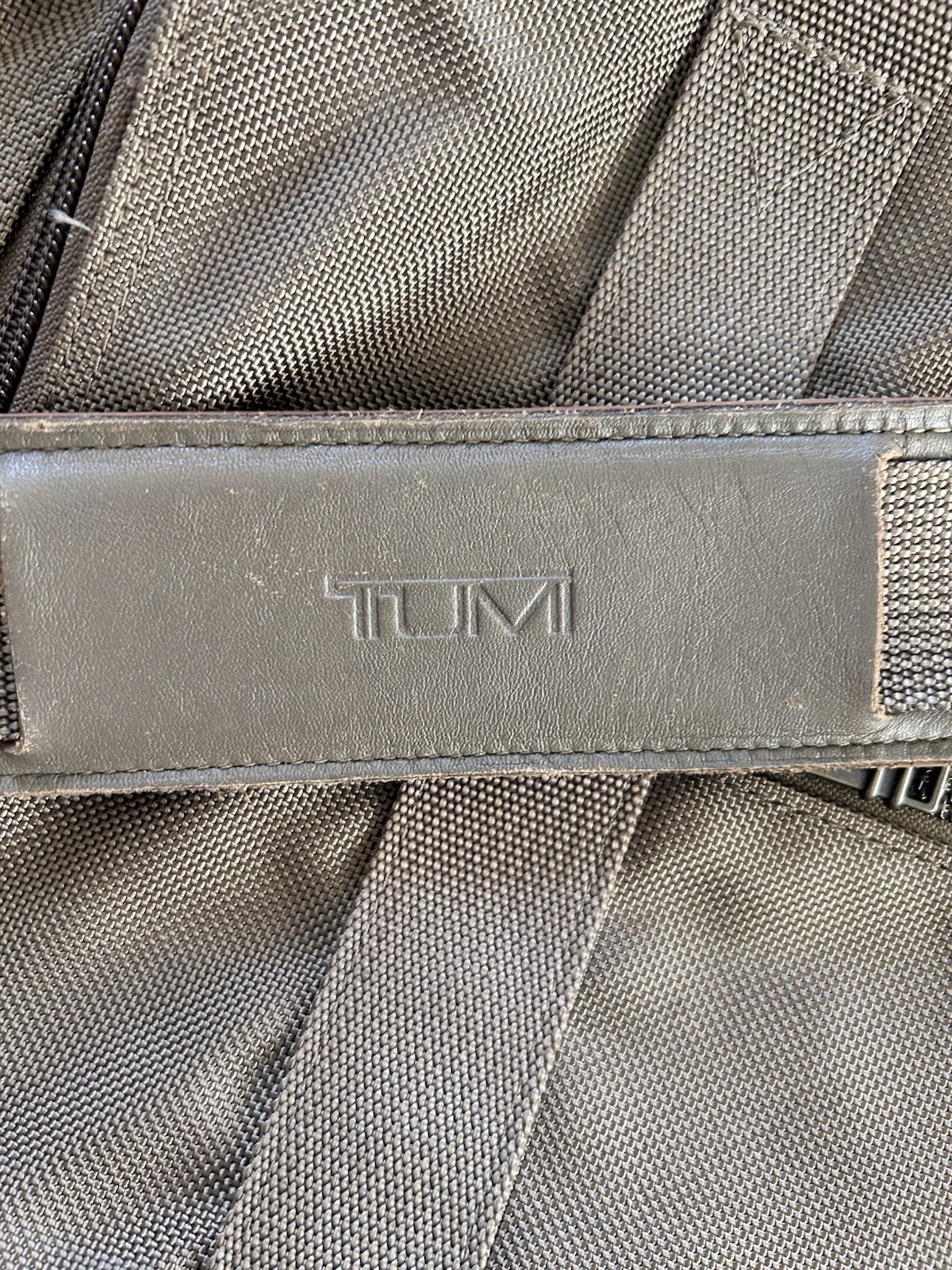 Tumi USA Alpha Ballistic Nylon Weekender Bag 21”x 15”