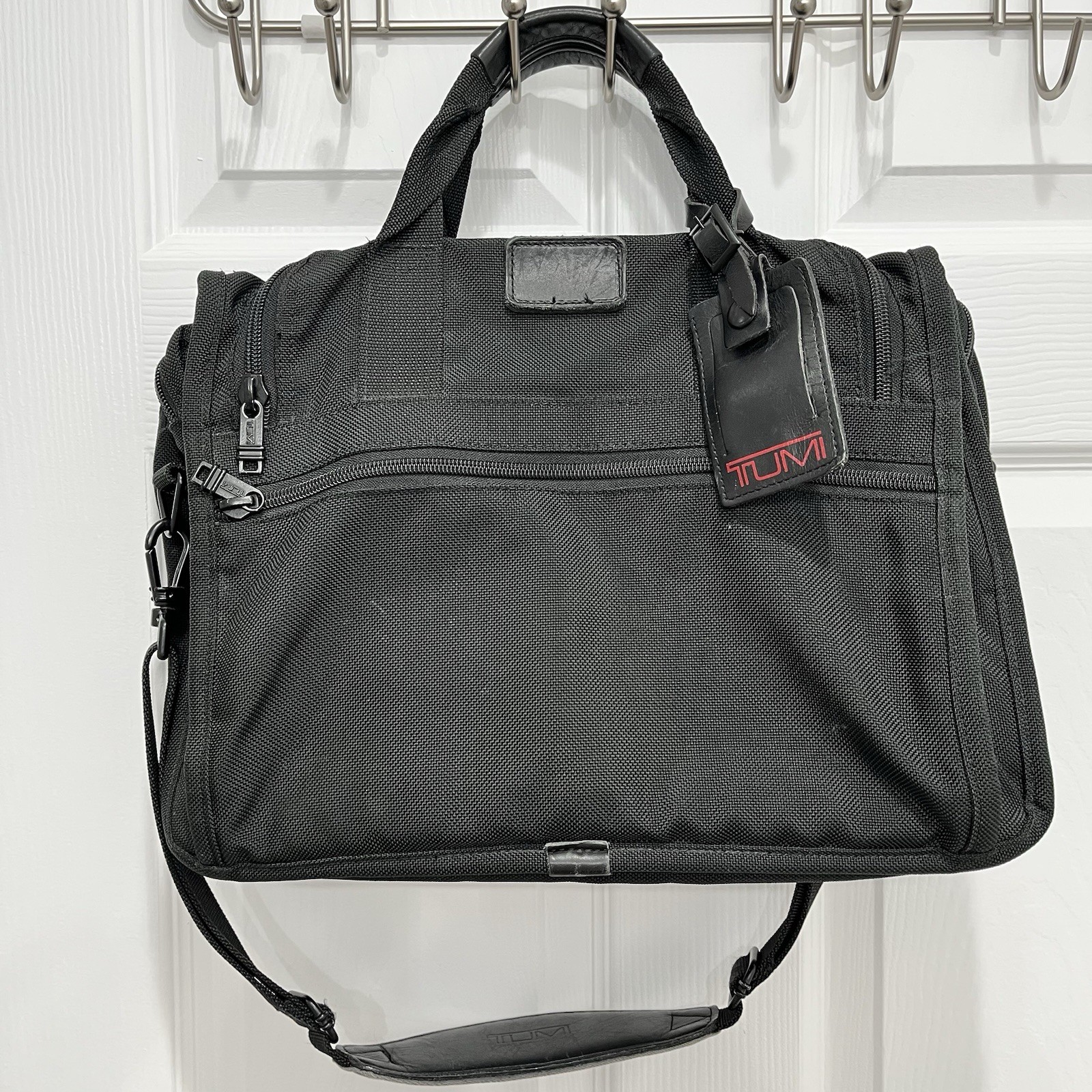 Tumi 16″ Carry on Expandable Boarding Bag Laptop Travel Work – 2601D3