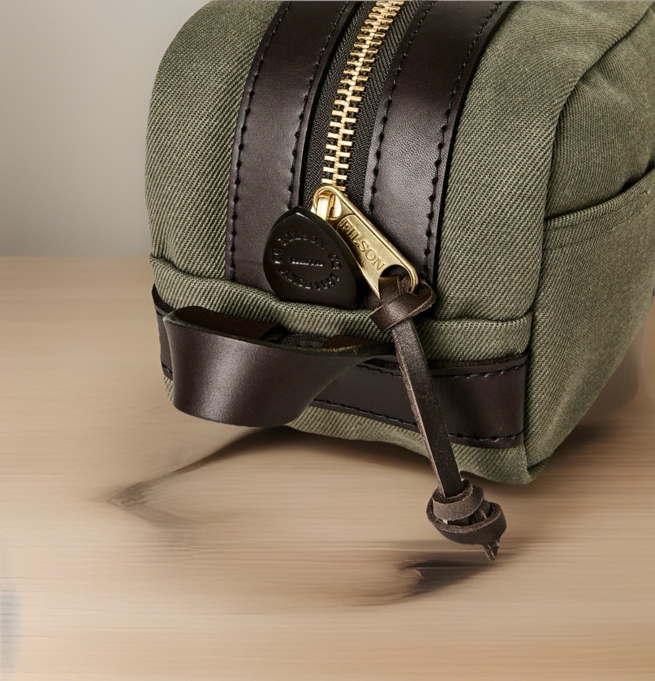 FILSON RUGGED TWILL TRAVEL KIT DOPP KIT 20286137 Otter Green MADE IN USA