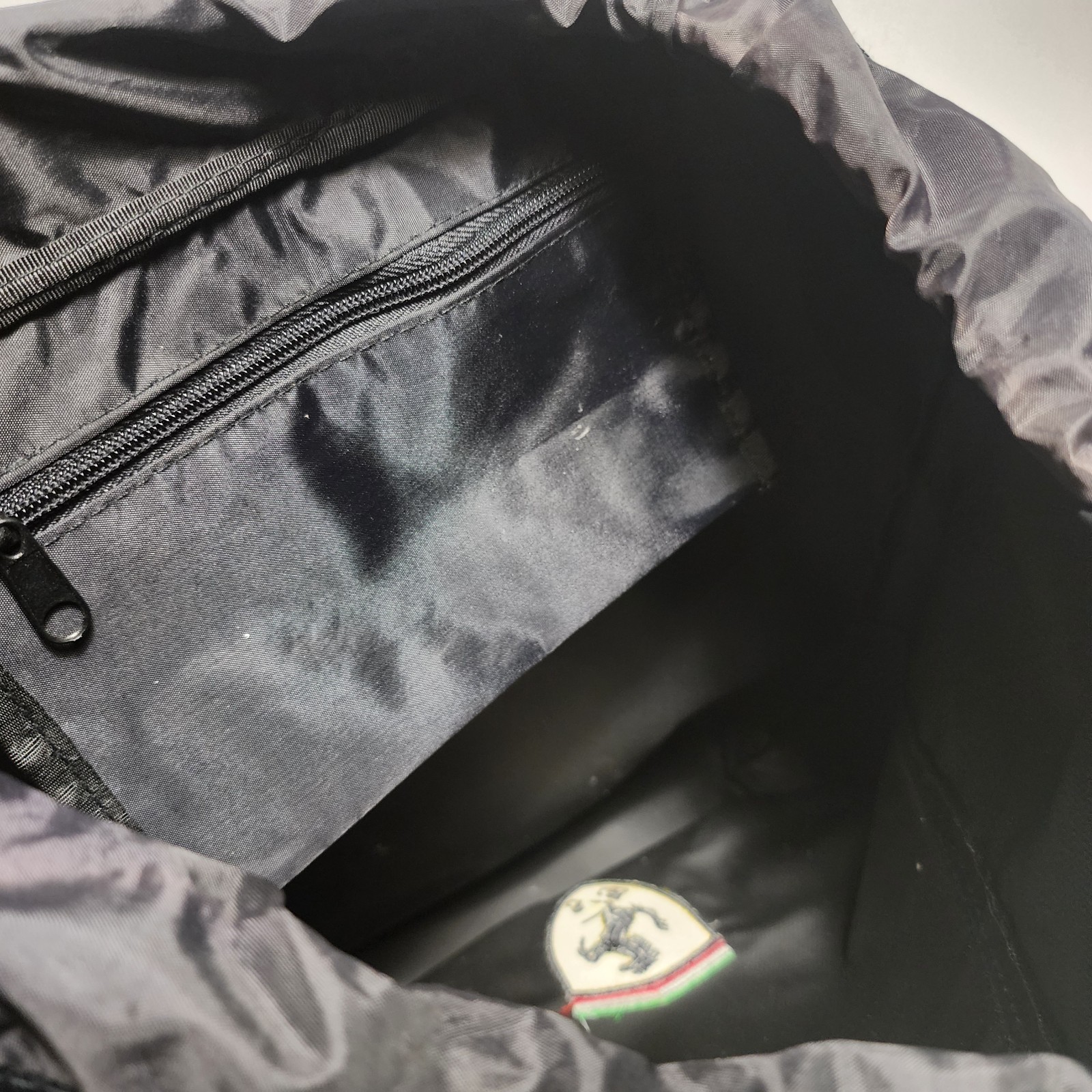 Vtg 1995 Official FERRARI Nice Man F1 Backpack – Black w/ Embroidered Logo – EUC