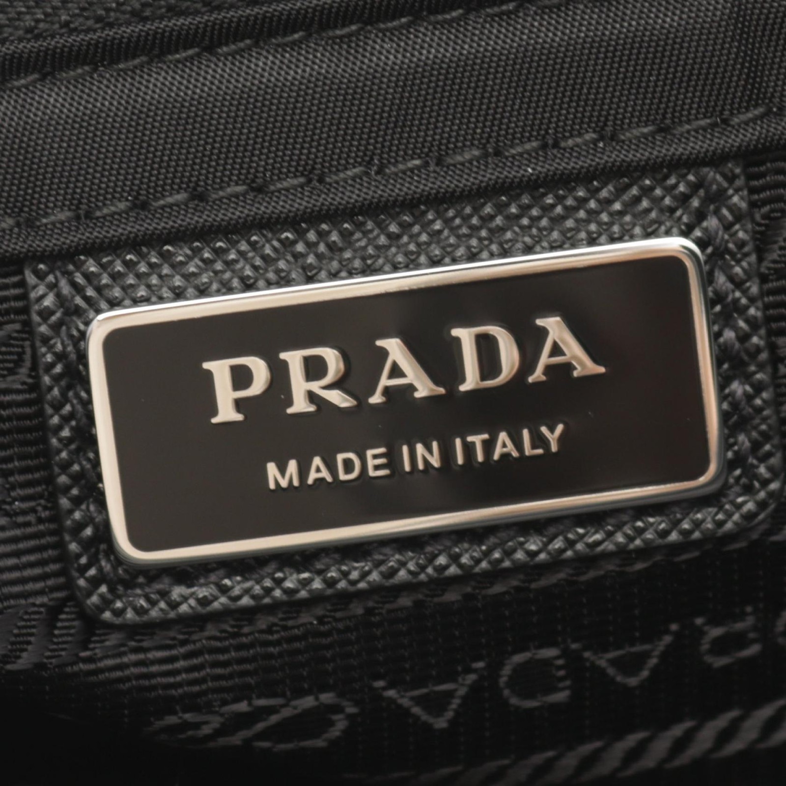 PRADA RE-NYLON TESSUTO+SAFFIANO Shoulder Crossbody Bag 2VD0342DMHF0002 Black NEW