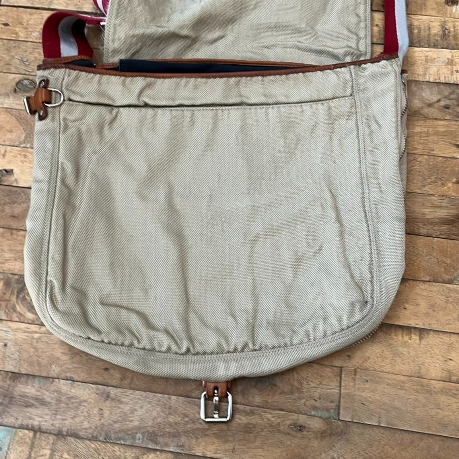 Bally Leather & Canvas Khaki Crossbody Messenger Bag Expandible
