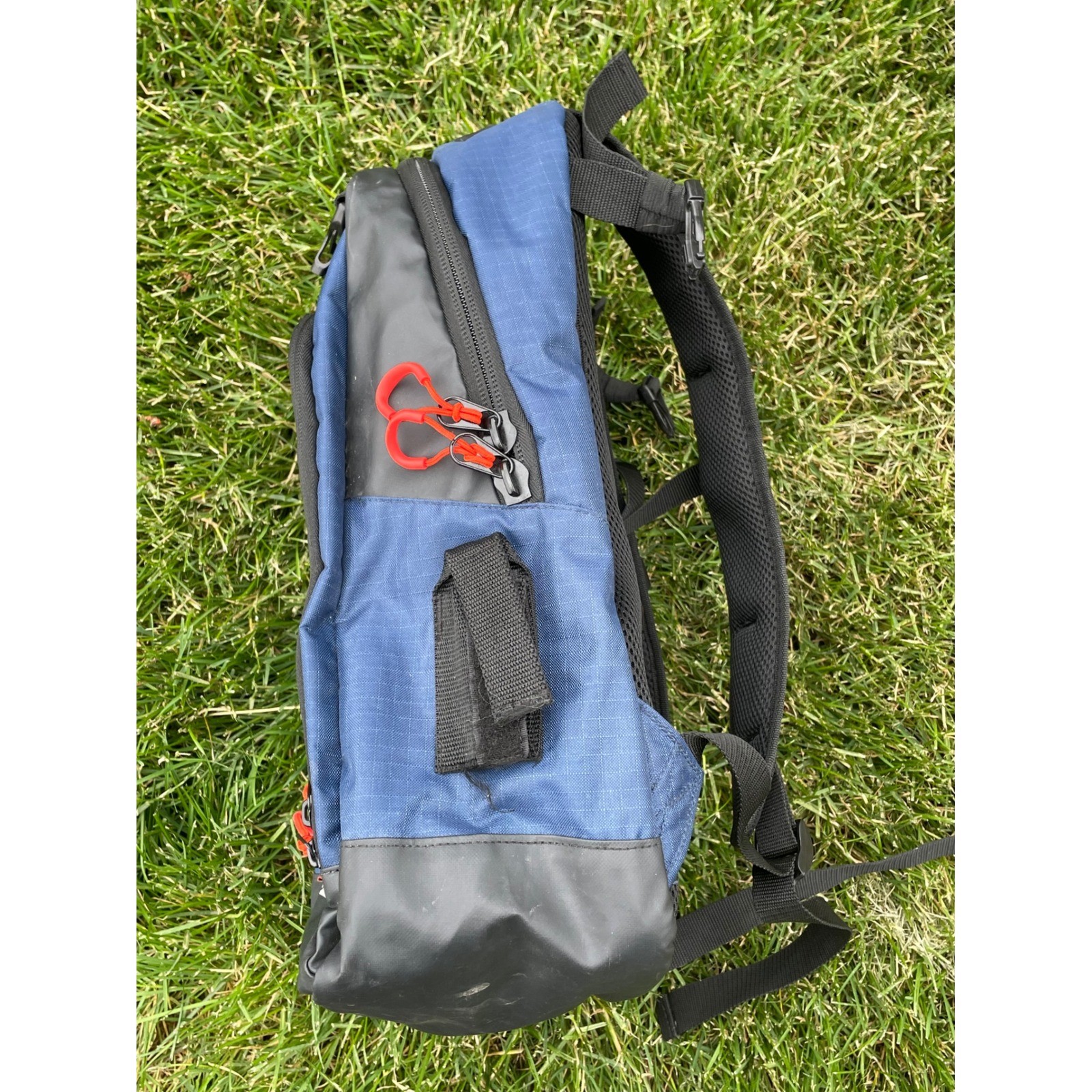 Evolution Fishing 3700 Tackle Backpack Blue Black Ripstop Angler Bag Mens