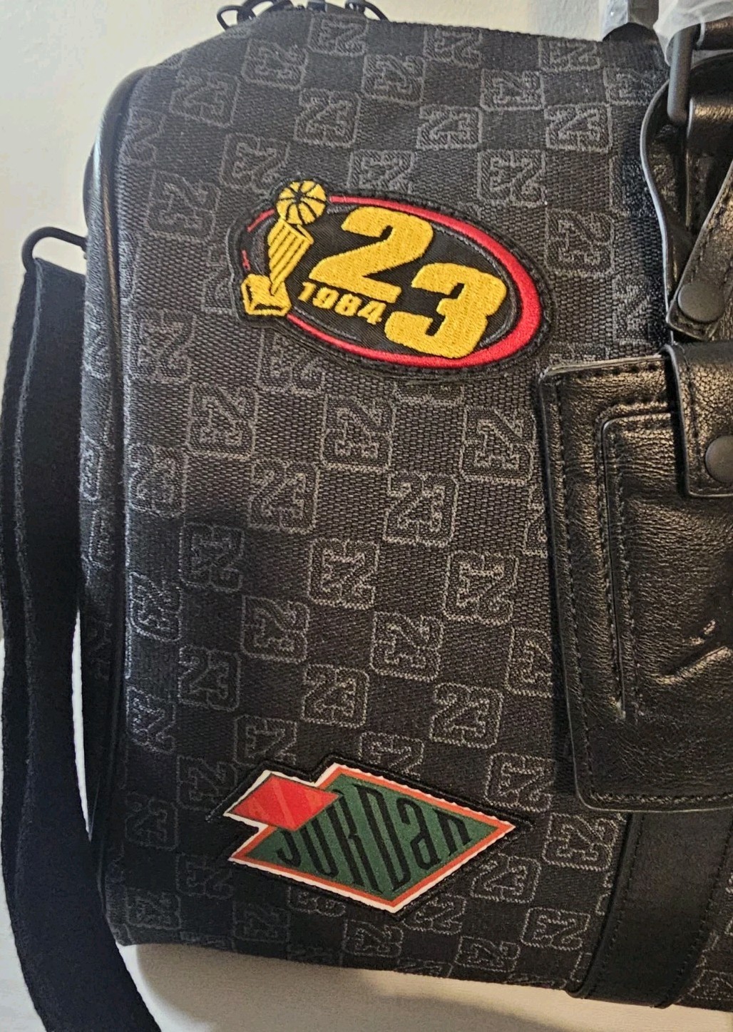 Nike Jordan Jumpman Monogram Champion Luxury Black Duffle Bag MM9157-023 Size M