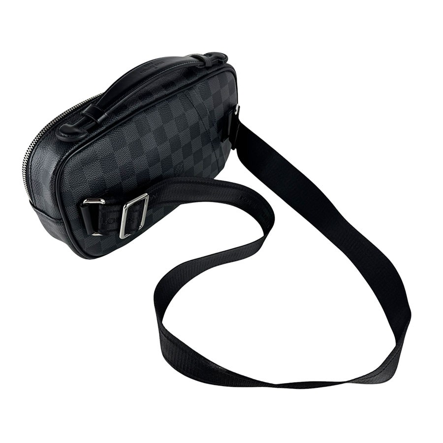 Auth LOUIS VUITTON Damier Graphite Ambler Body Bag Black N41289 – z10542