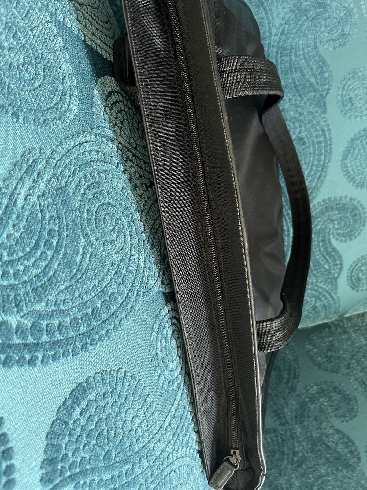 NWT! SHARP! LODIS 640XB Black Nappa Leather Microfiber Expandable Laptop Case