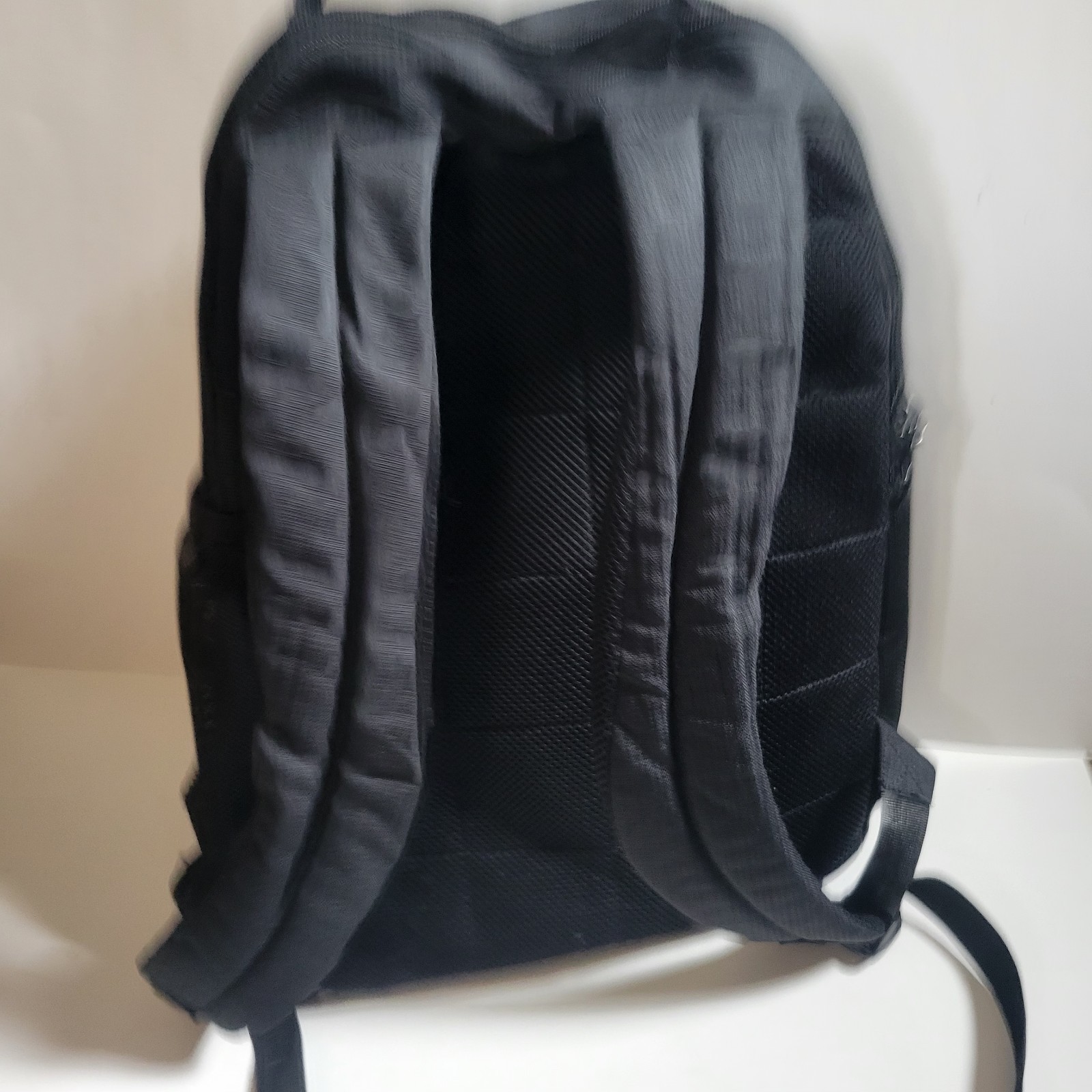Nike Brasilia 9.5 Backpack Medium Training Sports Backpack Black 18×12″