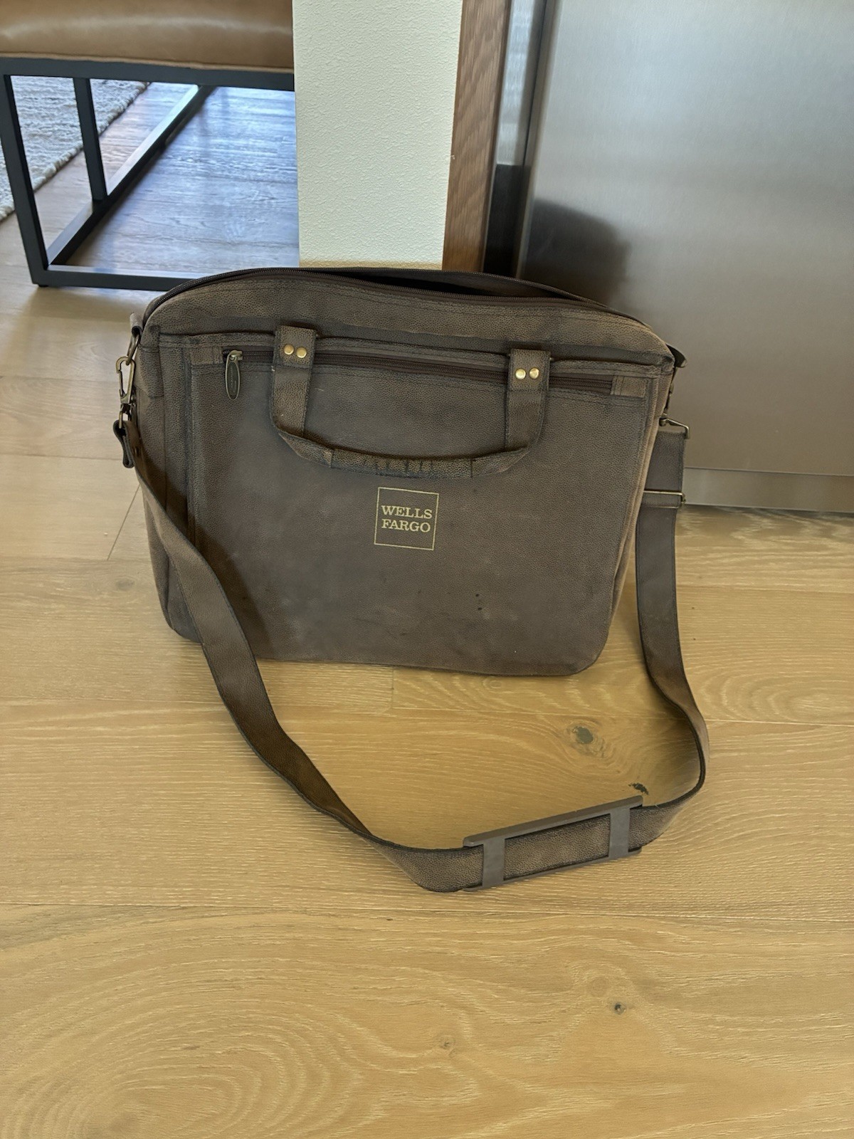 New Vintage Wells Fargo Faux Suede Distressed Leather Messenger Money Satchel