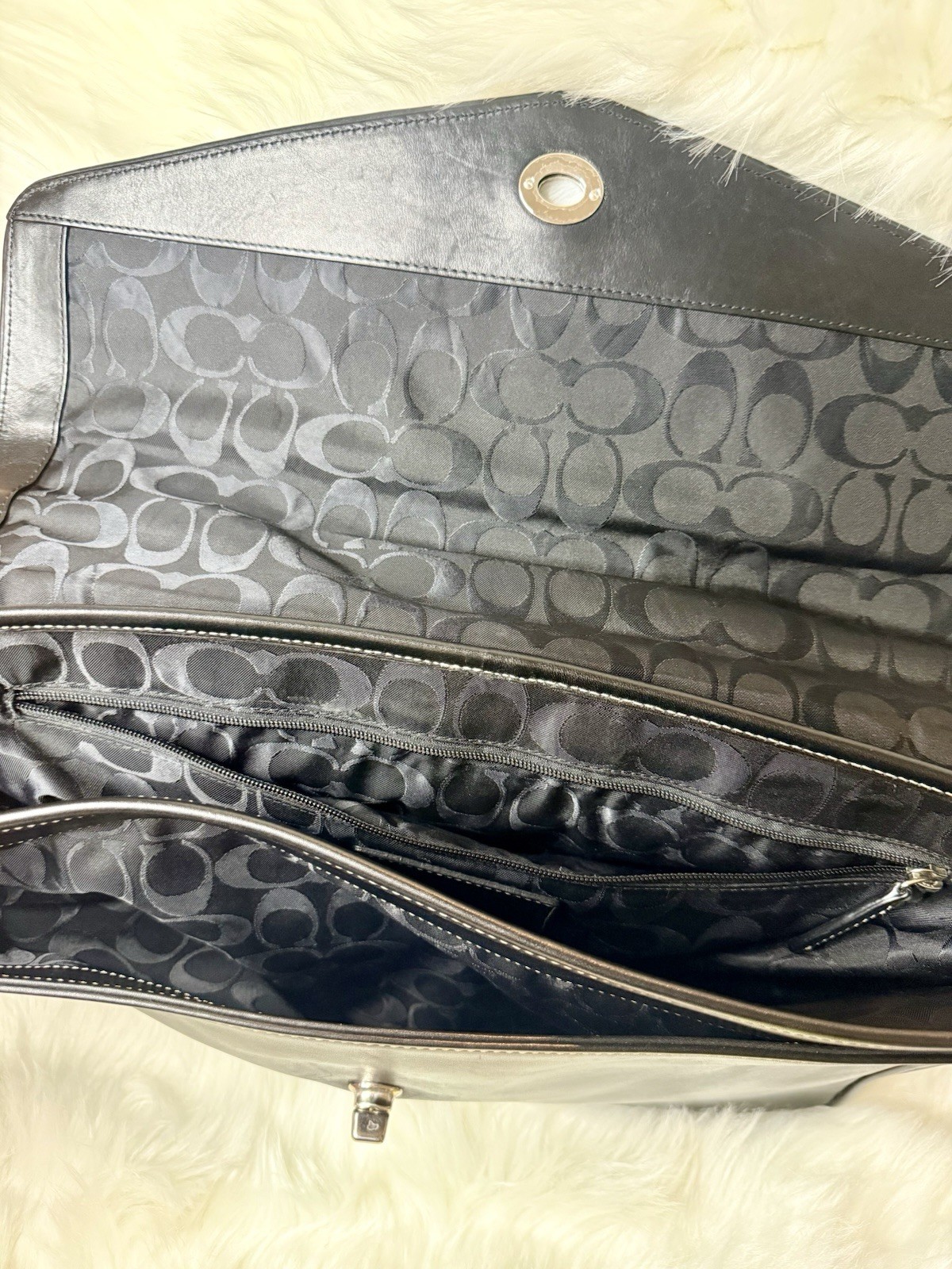 Coach Lexington Briefcase/Messenger Bag Black Leather with Adjustable Strap.