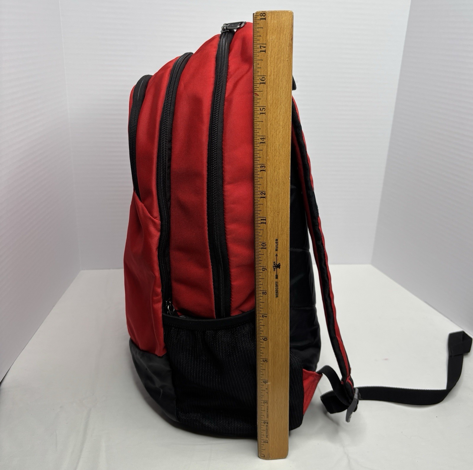 Under Armour Storm 1 Red Black Backpack Gym Heat Gear Zip Around