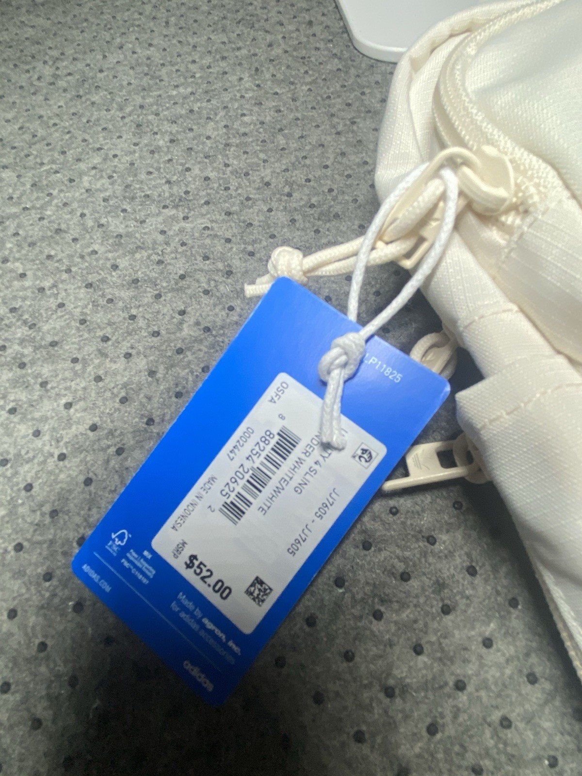 Adidas Utility 4 Sling Crossbody Bag Wonder White JJ7605 Strap Adj. Outdoors NWT