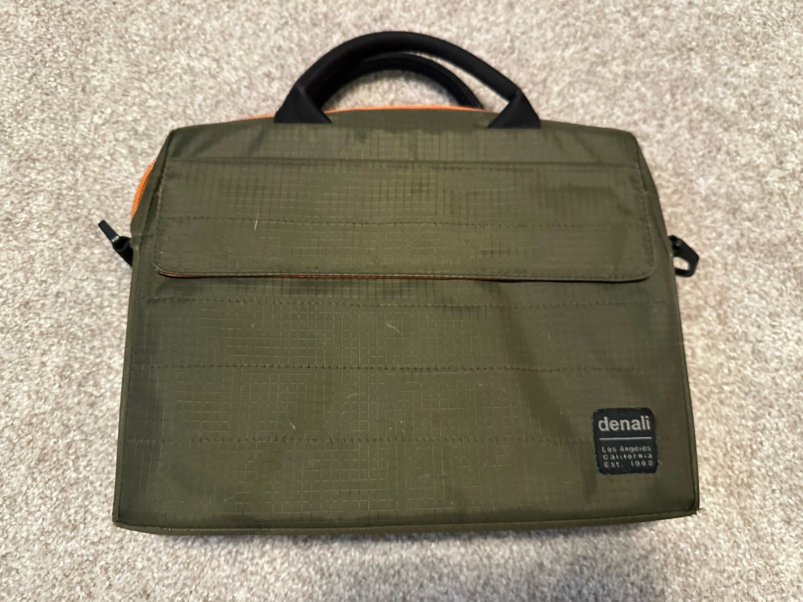Denali Padded Tech Messenger BagDenali Padded Tech Messenger Bag
