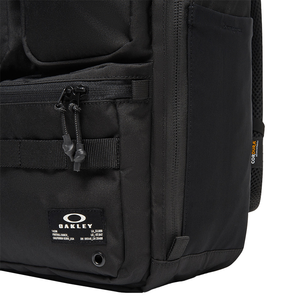 Oakley Essential 8.0 Backpack 22L Unisex Casual Sports Bag Gray NWT FOS90173702E