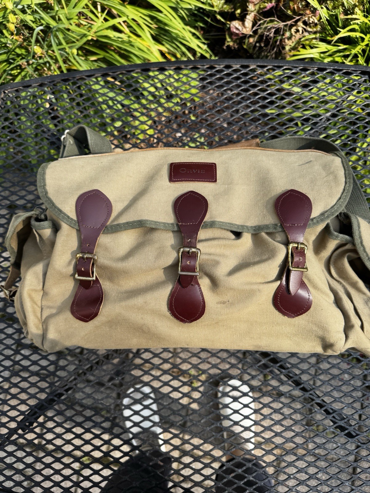 Vintage ORVIS Canvas Leather Duffle Fishing Shoulder Bag Khaki Made USA