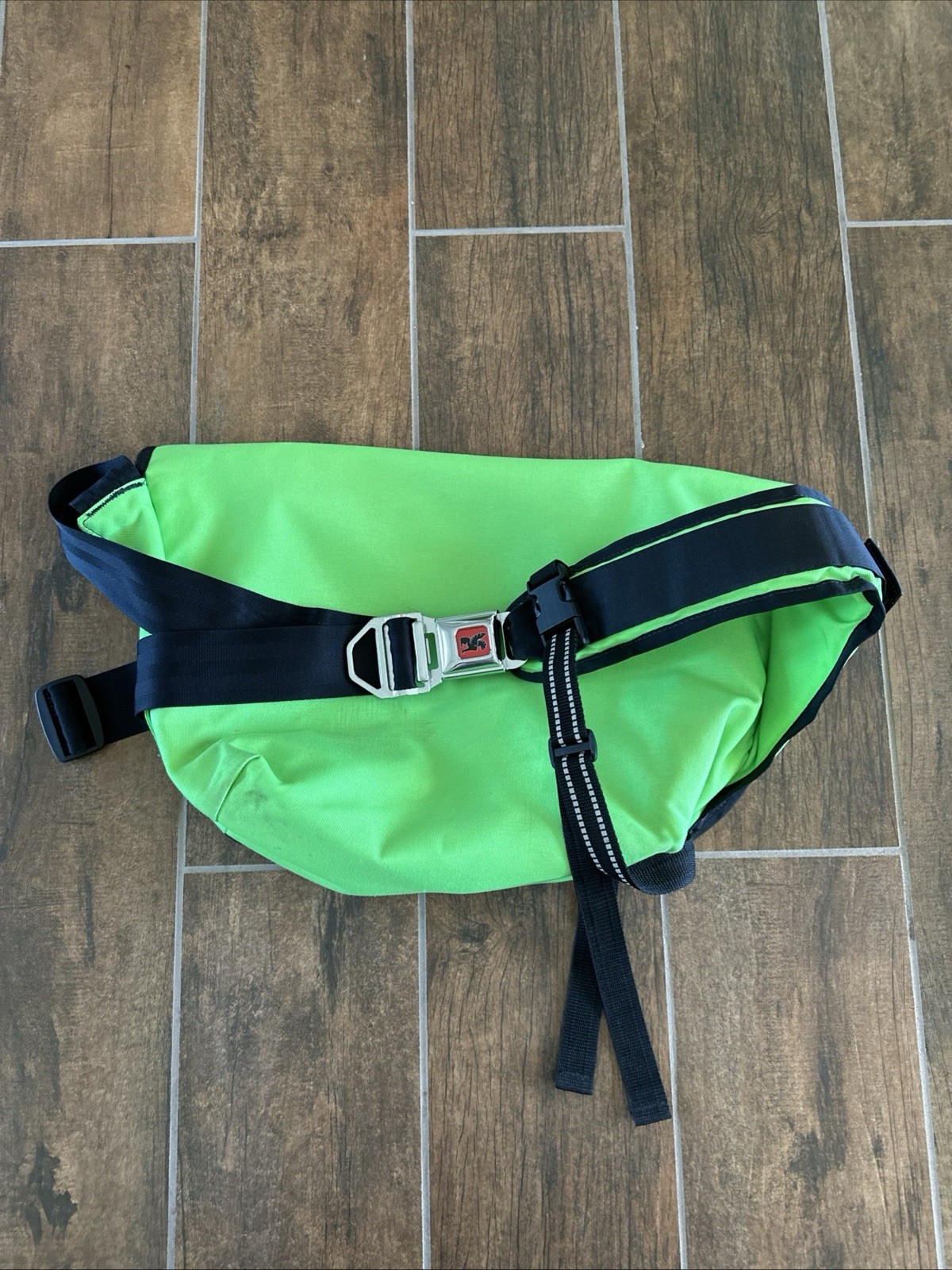 Chrome Industries Metropolis Messenger Bag – Neon Green/ Blue