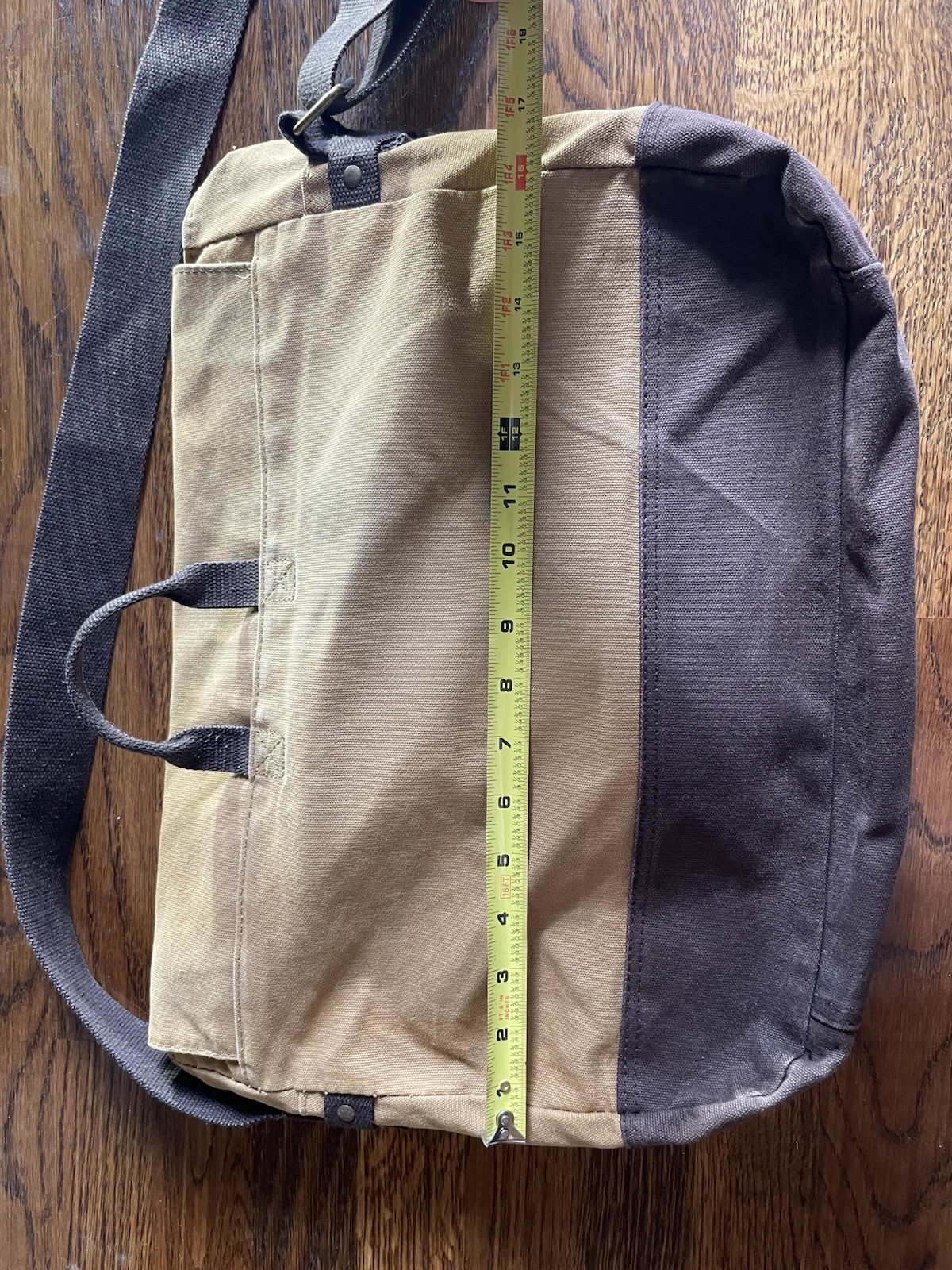 Levi’s Canvas Messenger Laptop Bag Tan Brown Crossbody 16×12 Repaired Clasp