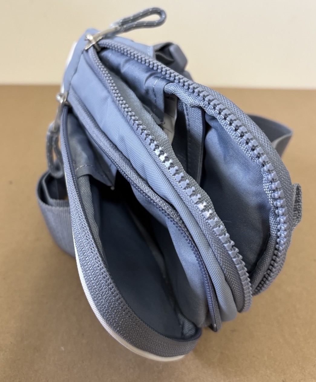 Nike Sportswear Essentials Mini Crossbody 61 Cubic In Sling Blue Bag