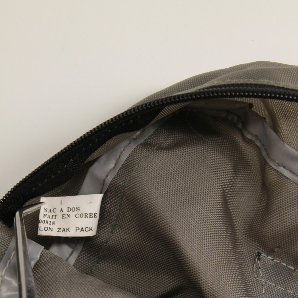 Vintage world famous grey black backpack 3 zip small zip pockets 1 large pocket