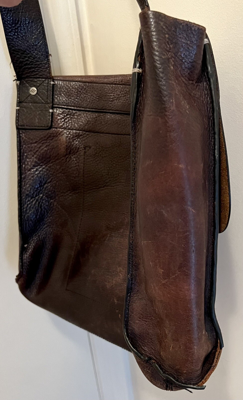 Vintage 1990s JOSEPH ABBOUD Weathered Dark Brown Leather Messenger Bag Briefcase