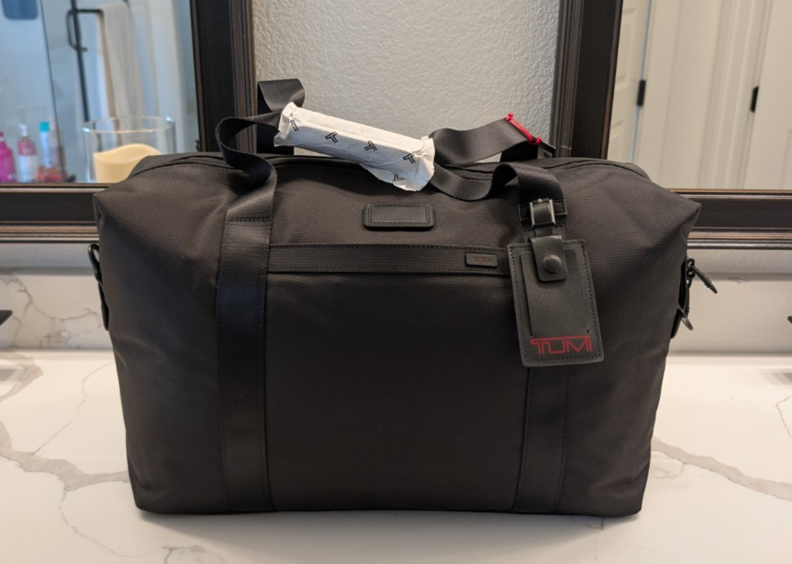 Tumi corporate collection travel duffle bag