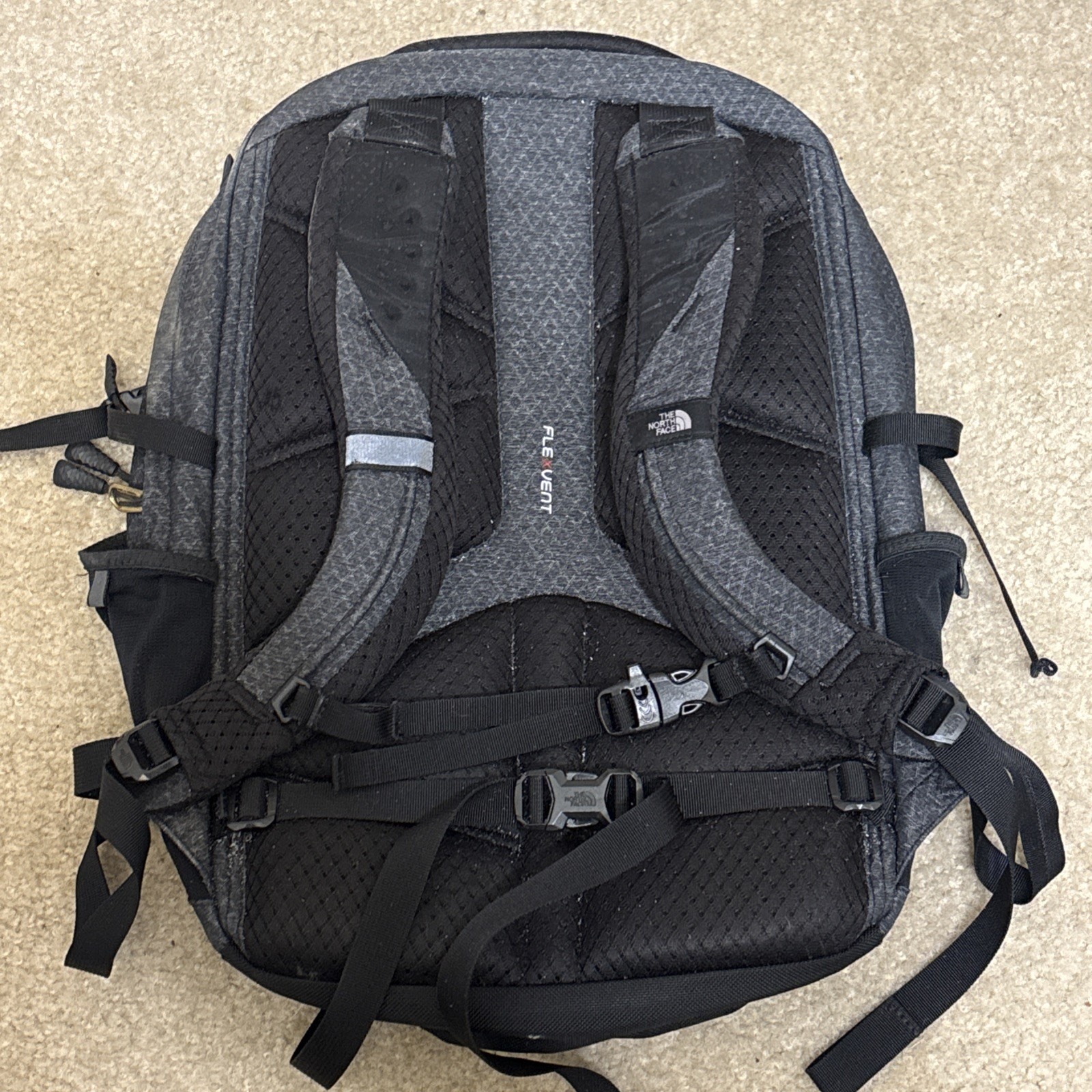 The North Face Borealis Backpack Black/Gold FlexVent School Travel Hiking Bag